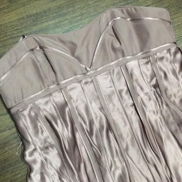 Gorgeous BCBG RUNWAY Dress - Picture 5 of 8